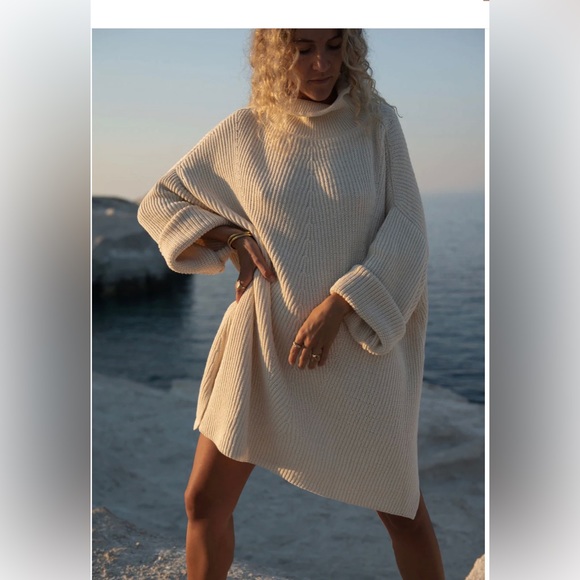 Arraei Sweaters - Ammos Sweater Dress NWOT